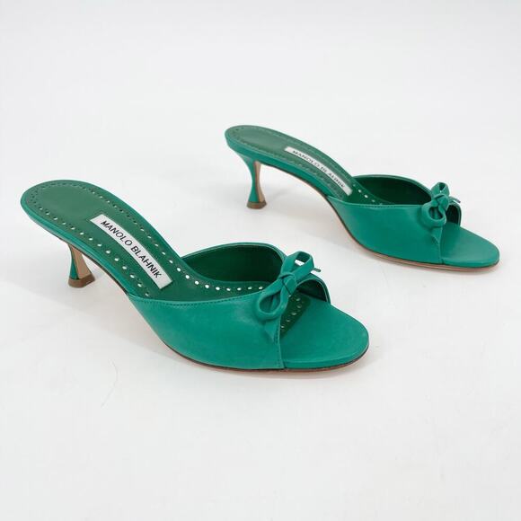 Manolo Blahnik Shoes - Manolo Blahnik Green Leather Pertinanu Bow Detail Kitten Heel Mules IT 36.5